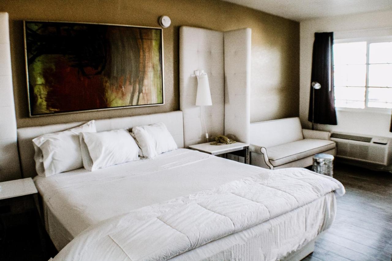 Devonshire Inn Motel Rosamond Екстериор снимка
