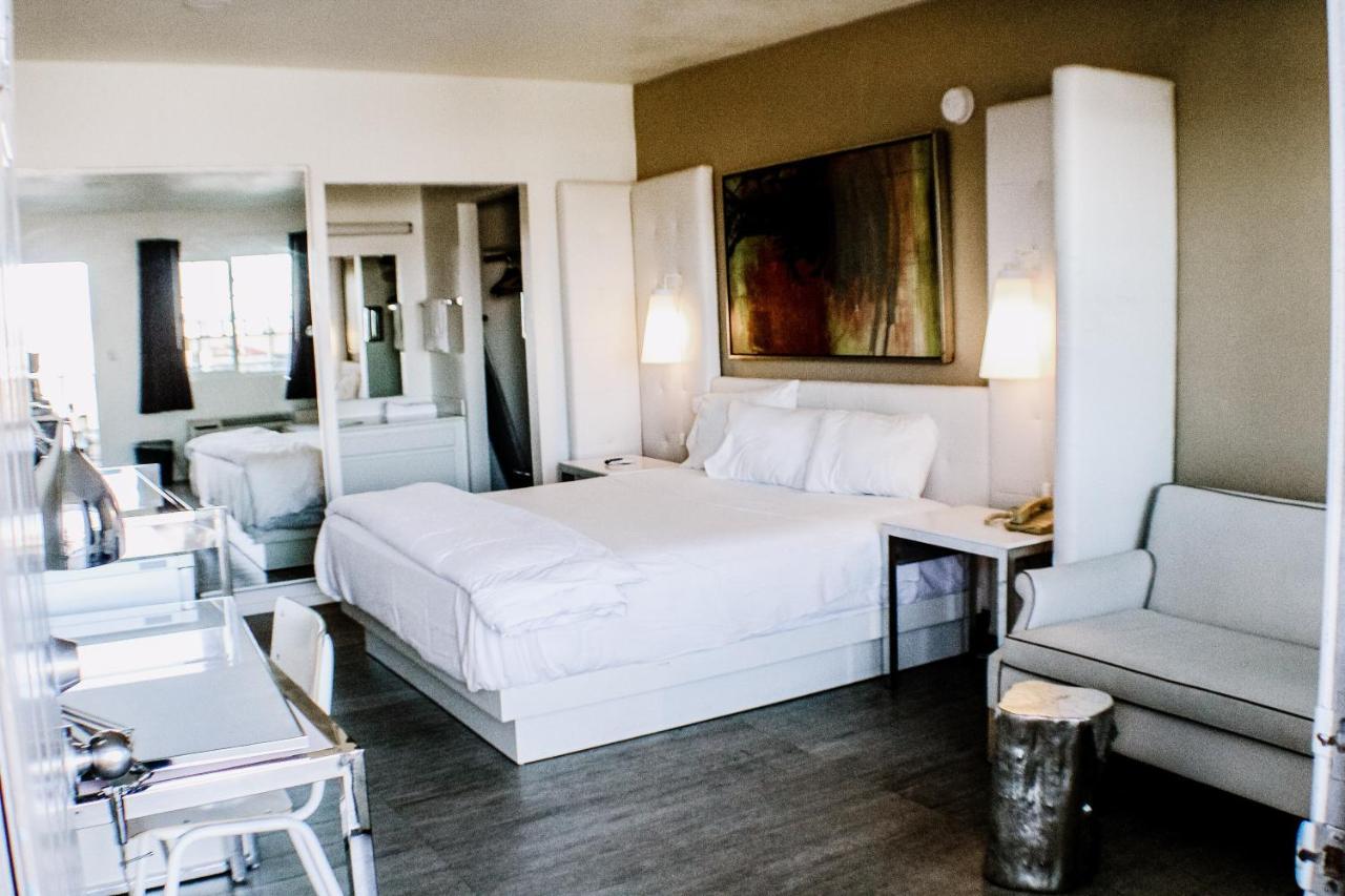 Devonshire Inn Motel Rosamond Екстериор снимка